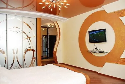 Kiev Pozniaky Apartment  كييف